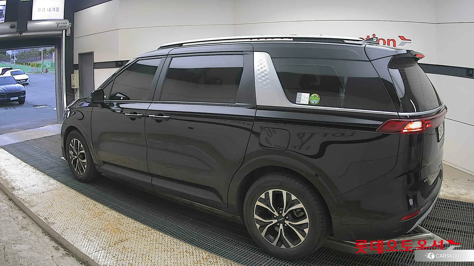 Kia Carnival id 4296894 из Кореи 37
