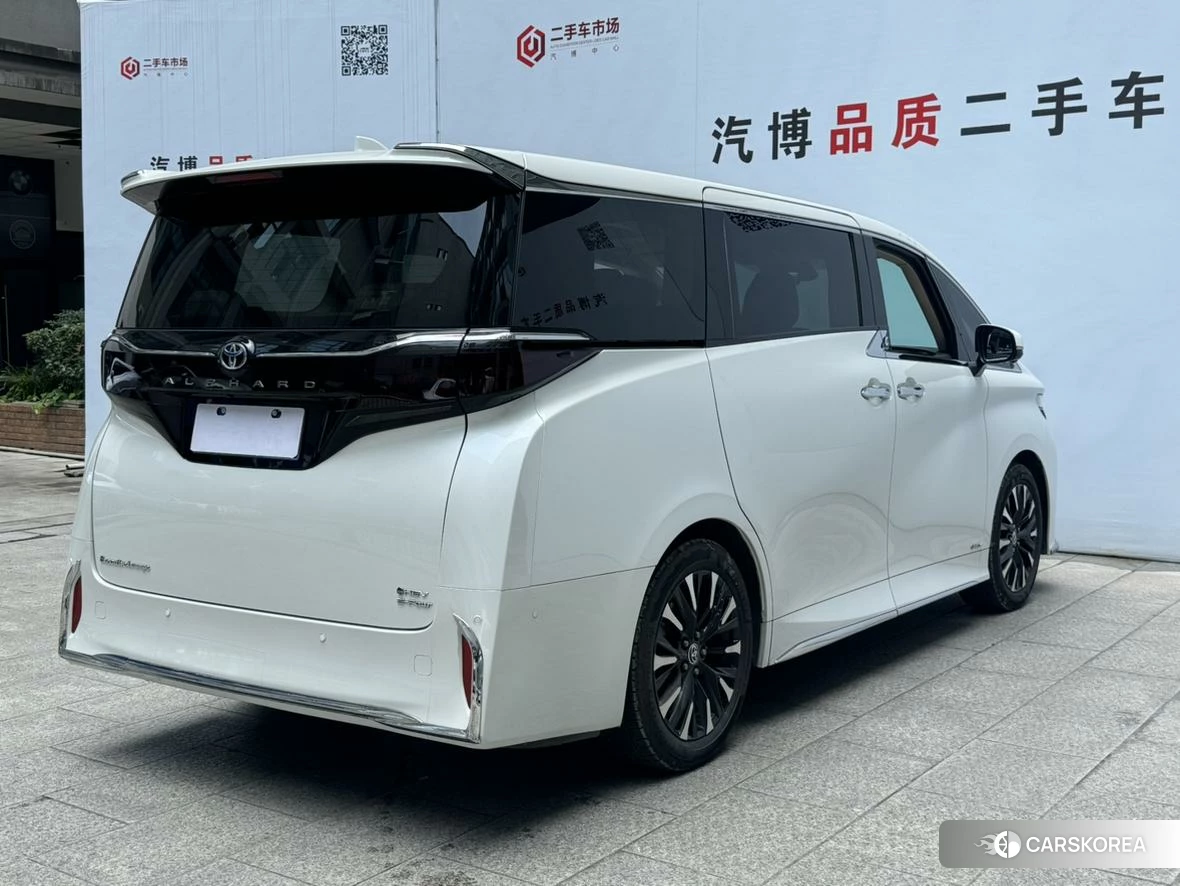 Toyota Elfa id 4452858 из Китая 10