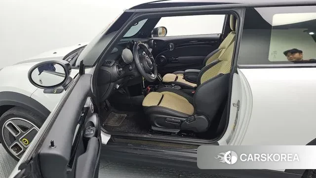 Mini Cooper Electric id 2959056 из Кореи 20