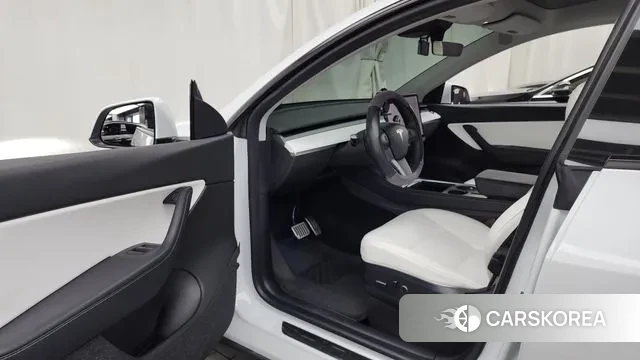 Tesla Model Y id 3023276 из Кореи 20