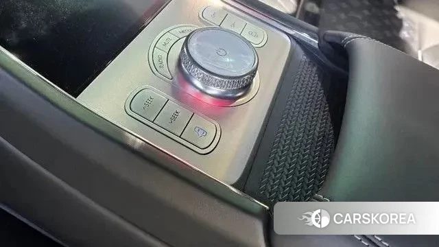 Genesis G90 (RS4) id 3600282 из Кореи 17