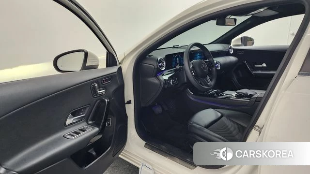 Mercedes-Benz A-Class W177 id 3807689 из Кореи 20