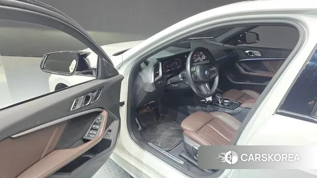 BMW 1 Series (F40) id 3503143 из Кореи 20