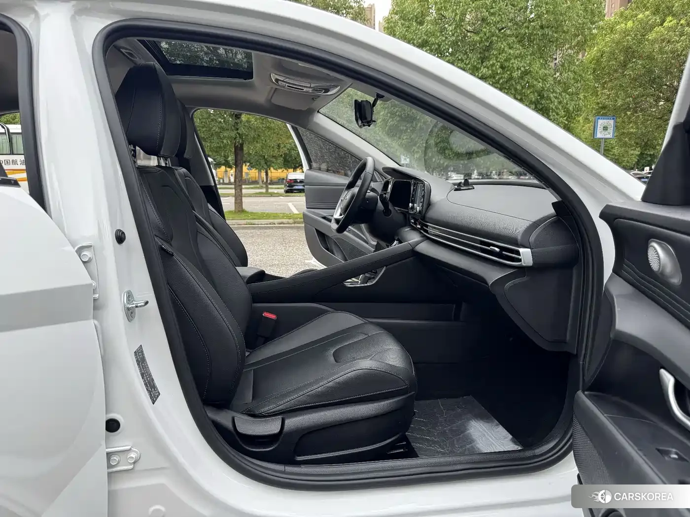 Hyundai Elantra id 4559709 из Китая 12