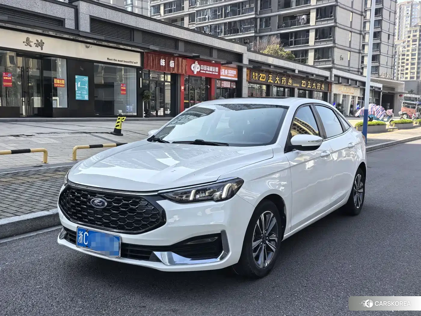 Ford Forrest id 4659886 из Китая 13