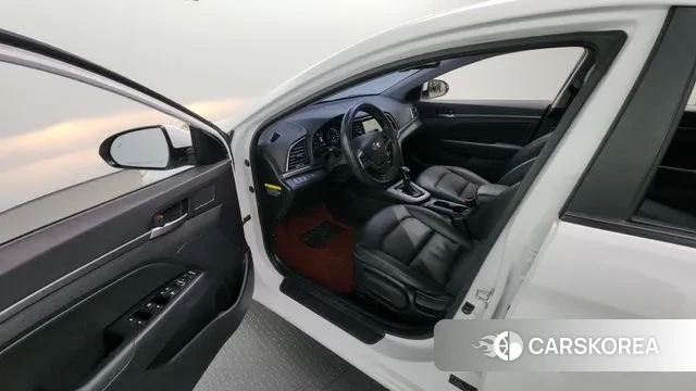 Hyundai Avante AD id 3460138 из Кореи 20