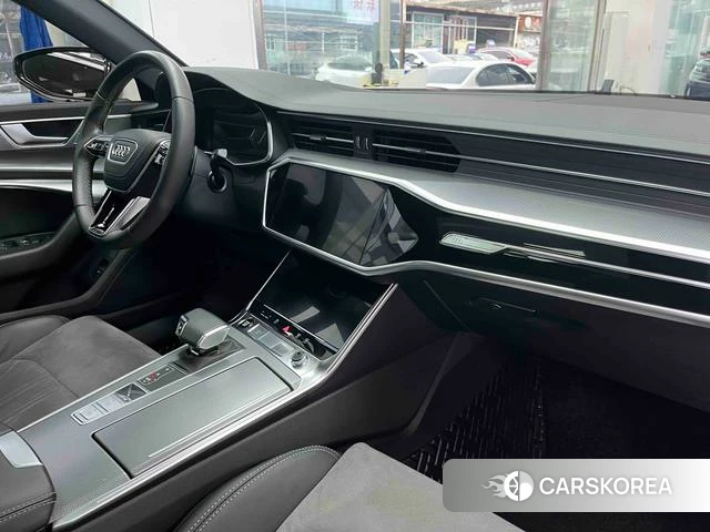 Audi A6L id 4258926 из Китая 22