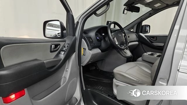 Hyundai The New Grand Starex id 4586545 из Кореи 29