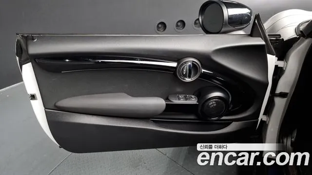 Mini Cooper S id 2595981 из Кореи 20