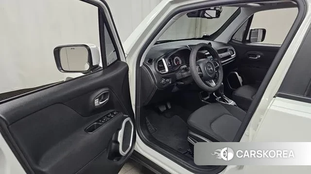 Jeep Renegade id 2906431 из Кореи 20