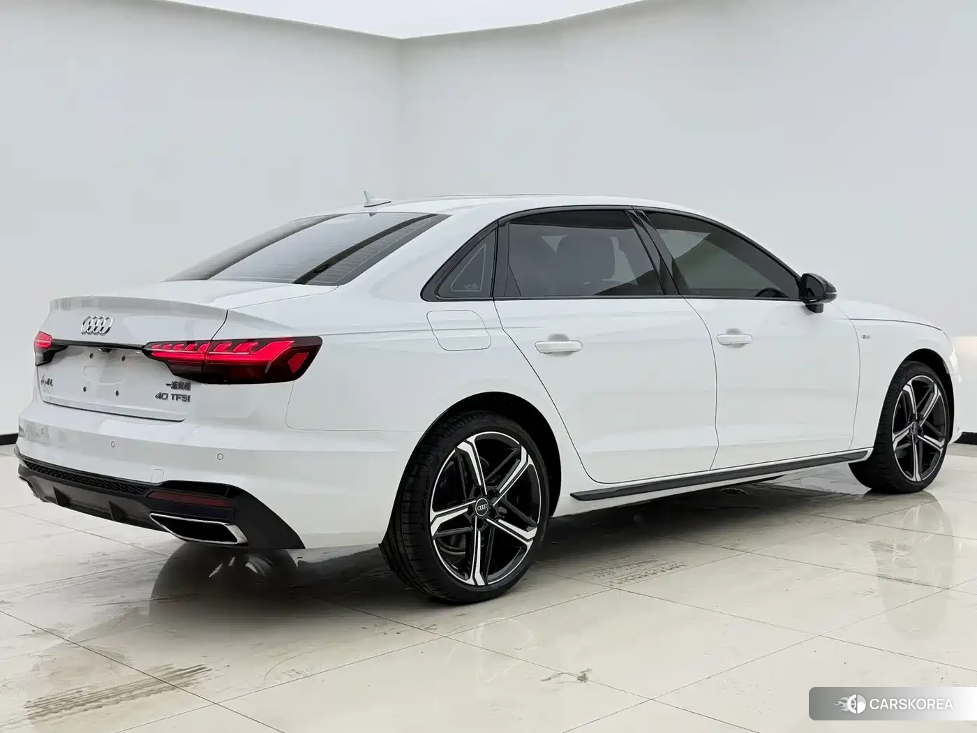 Audi A4L id 4681132 из Китая 22