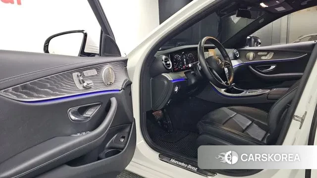 Mercedes-Benz E-Class W213 id 3654990 из Кореи 20