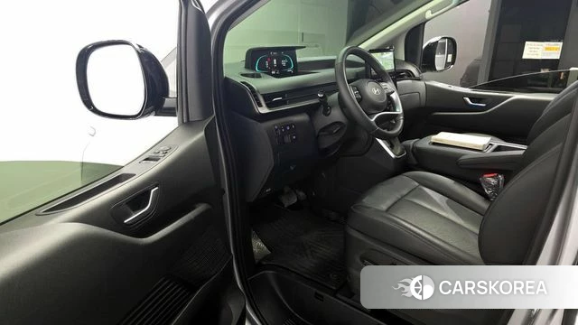 Hyundai Staria id 4194226 из Кореи 20