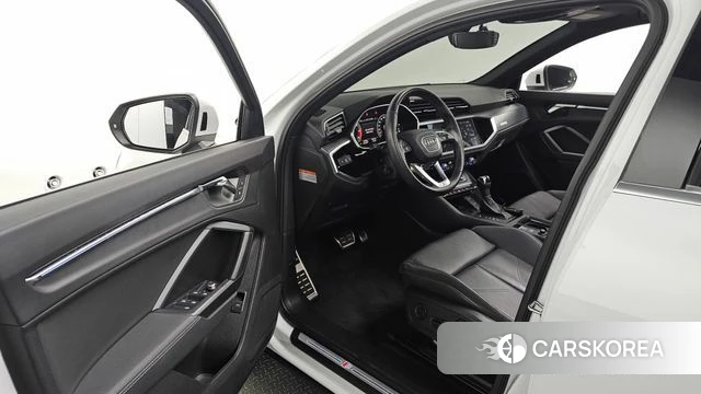 Audi Q3 (F3) id 4637386 из Кореи 20