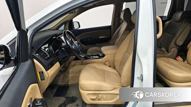 Kia The New Carnival id 4356531 из Кореи 30