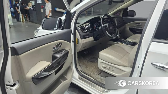 Kia The New Carnival id 4642883 из Кореи 30