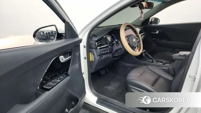 Kia The New Niro id 4625494 из Кореи 33
