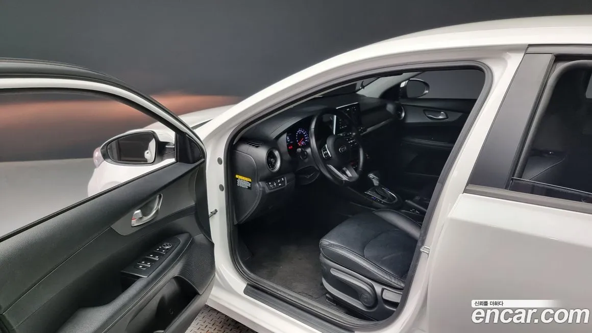 Kia Come New K3 id 2067175 из Кореи 20