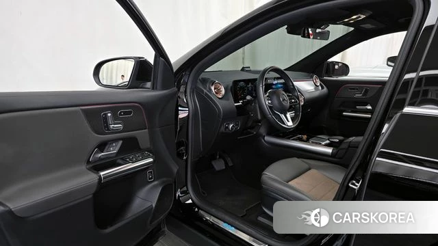 Mercedes-Benz EQA H243 id 4283252 из Кореи 20