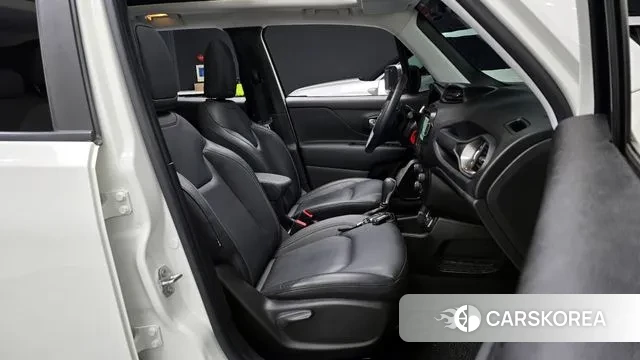 Jeep Renegade id 3043688 из Кореи 20