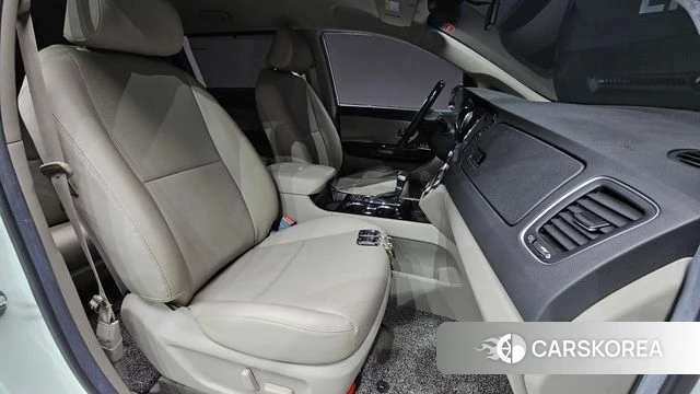 Kia The New Carnival id 4286069 из Кореи 20