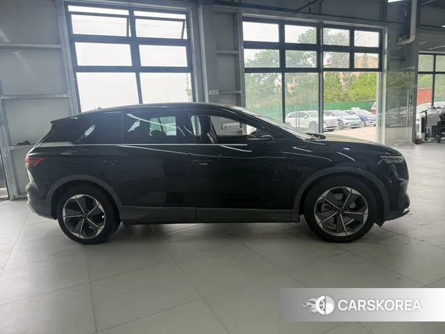 Audi Q5 e-tron id 4314864 из Китая 18