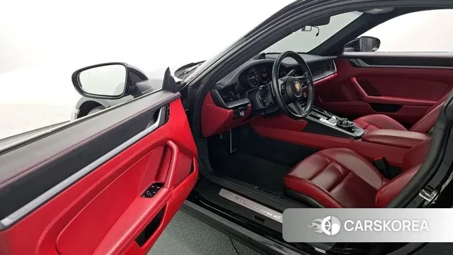 Porsche 911(992) id 3727810 из Кореи 20