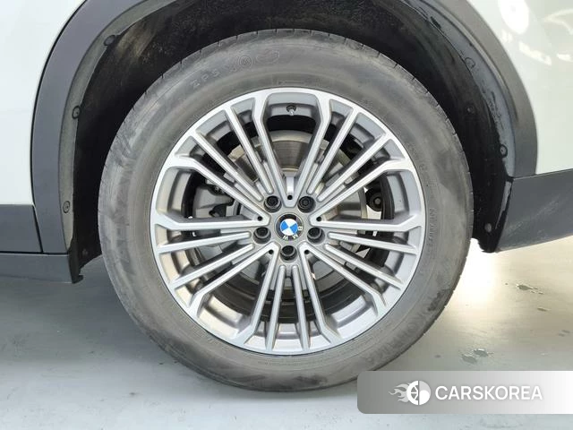 BMW X3 id 4210431 из Китая 20
