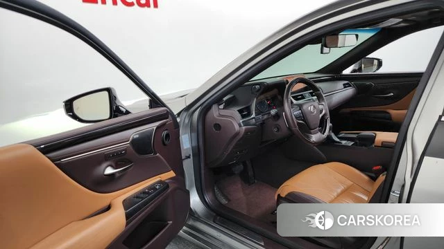 Lexus ES300h 7th generation id 4563027 из Кореи 36