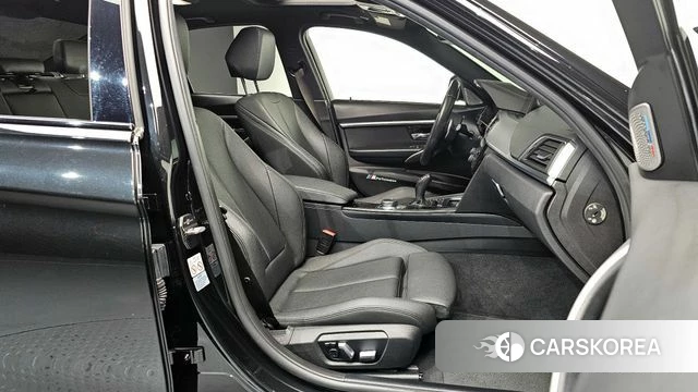 BMW 3 Series (F30) id 3814232 из Кореи 20