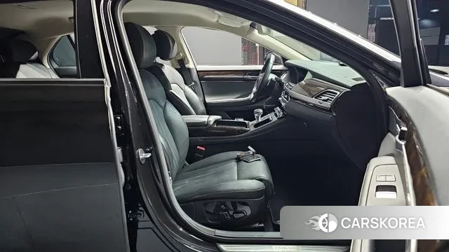 Genesis G90 id 3748266 из Кореи 20