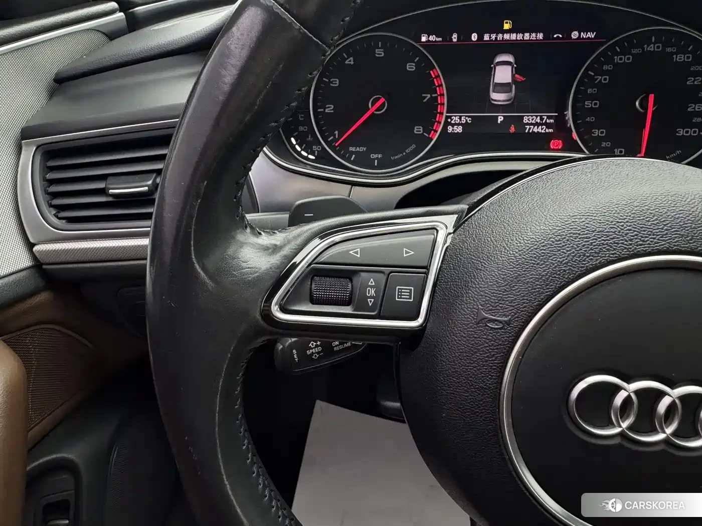 Audi A6L id 4600887 из Китая 36