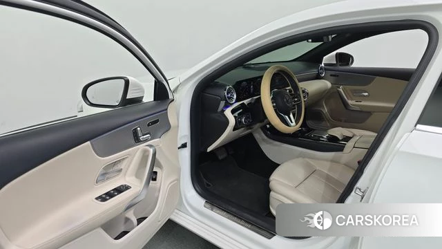 Mercedes-Benz A-Class W177 id 4330944 из Кореи 20