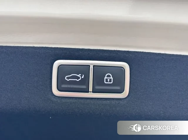 Hyundai Grandeur Hybrid (GN7) id 3756908 из Кореи 20