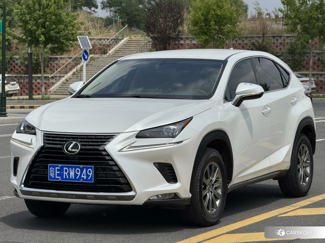 Lexus NX id 4452412 из Китая 17