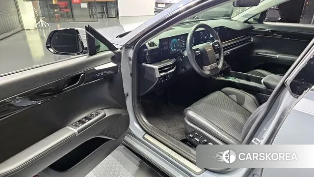 Hyundai Grandeur (GN7) id 2915202 из Кореи 20