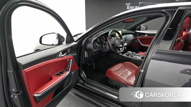 Kia Stinger id 4508298 из Кореи 37