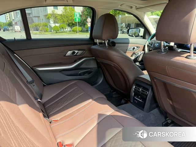 BMW 3 series id 4278853 из Китая 24