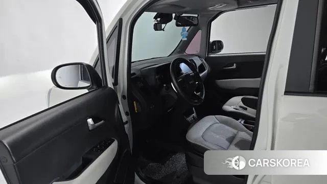 Kia The New Kia Ray EV id 3333301 из Кореи 20