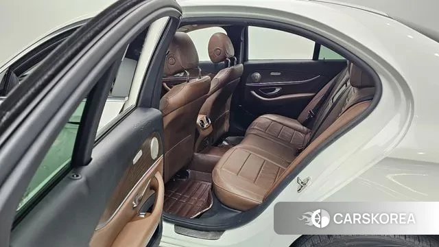 Mercedes-Benz E-Class W213 id 3429618 из Кореи 20