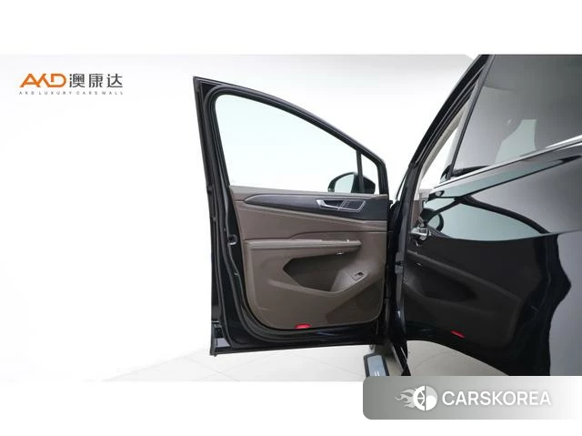 Volkswagen Weiran id 4276979 из Китая 11