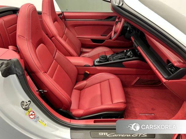 Porsche 911(992) id 4359902 из Кореи 20