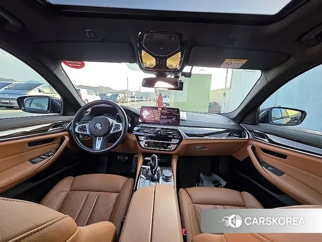 BMW 5 Series (G30) id 3691369 из Кореи 20