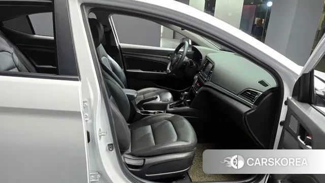 Hyundai Avante AD id 3249329 из Кореи 20