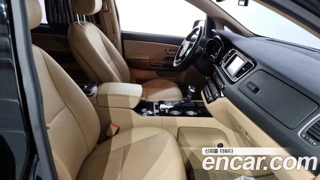 Kia All New Carnival id 2425042 из Кореи 20