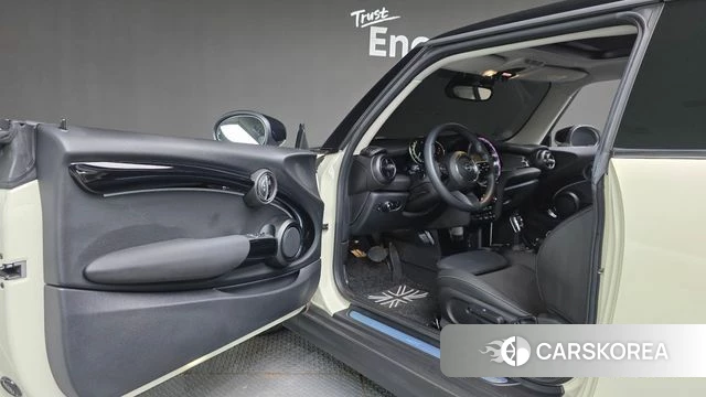 Mini Cooper id 4231136 из Кореи 33