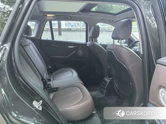 BMW X1 id 4238081 из Китая 11