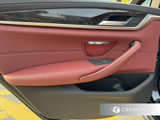 BMW 5 series id 4236330 из Китая 36