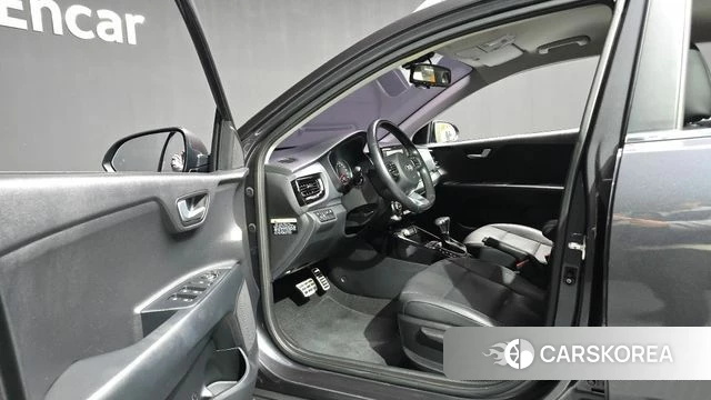 Kia Stonic id 4318272 из Кореи 30