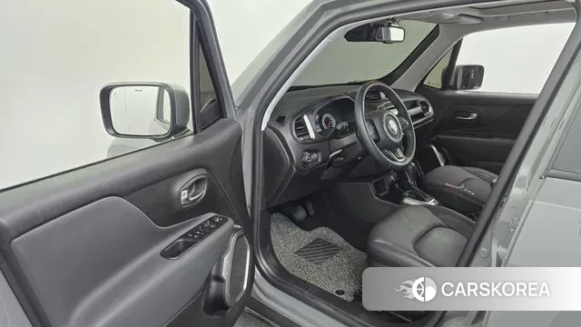 Jeep Renegade id 3411779 из Кореи 20